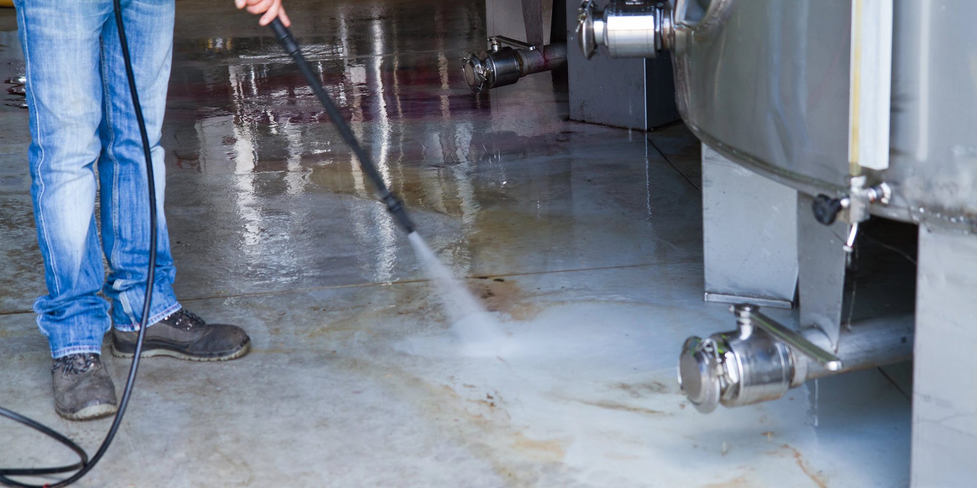wcjw-services-floor-vat